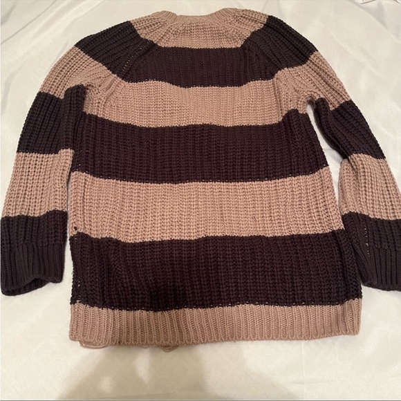 H&M Rib-knit Sweater - Picture 6 of 6